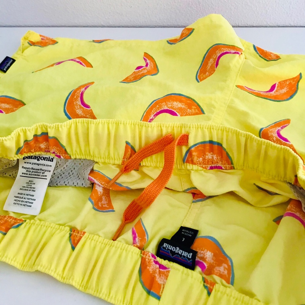 Patagonia barely baggies - Picture 4 of 4